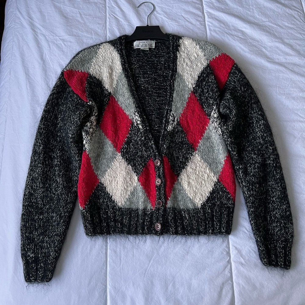 Wool vintage cardigan sweater. Size S/M.